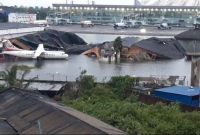 আম্ফানের তা'ণ্ডবে পানির তলায় কলকাতা বিমানবন্দর