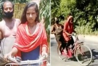 সাতদিনে ১২০০ কিমি রাস্তা সাইকেল চালিয়ে অসুস্থ বাবাকে নিয়ে বাড়ি ফিরলেন অষ্টম শ্রেণির ছাত্রী! সাতদিনে ১২০০ কিমি রাস্তা সাইকেল চালিয়ে অসুস্থ বাবাকে নিয়ে বাড়ি ফিরলেন অষ্টম শ্রেণির ছাত্রী!