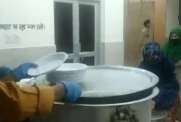 কোয়ারেন্টিনে থাকা প্রায় ৫০০ জন মুসলিমের জন্য ইফতারের ব্যাবস্থা করল বৈষ্ণো দেবী মন্দির