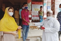হাসপাতালে রোগীর স্বজনদের বিরিয়ানি খাওয়ালেন আ.লীগ নেতা আফজাল হাসপাতালে রোগীর স্বজনদের বিরিয়ানি খাওয়ালেন আ.লীগ নেতা আফজাল