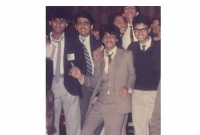 ভাই'রাল শাহরুখ খানের স্কুলজীবনের ছবি 