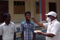 'অন্যের জমিতে দিন মজুরে ধান কাটছিলাম, ফোনে স্যার জানান আমি A+ পেয়েছি'