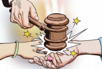 বাবা-মাকে ছাড়তে চাপ দিলে স্ত্রীকে ডিভোর্স দেয়া যাবে : কেরালা হাইকোর্ট