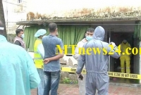 এক রুমে স্বামী-স্ত্রী ও অন্য রুমে মেয়েটি, বাড়িটি ঘিরে রেখেছে পুলিশ