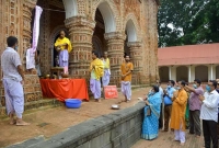 ঈশ্বর আমাদের করোনা প্রাদুর্ভাব হতে দ্রুত রক্ষা করবেন : এমপি গোপাল