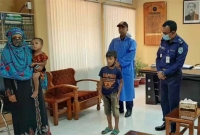 ৮ বছরের হা'রানো শিশুটিকে মায়ের কাছে ফি'রিয়ে দিল পুলিশ