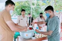 যে কারণে দুধের সঙ্গে হলুদ মিশিয়ে খাওয়ার হিড়িক