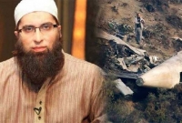 যে কারণে দাঈ জুনায়েদ জামশেদের বিমান দুর্ঘ'টনার শি'কার হয়েছিল