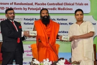 পতঞ্জলির ডিগবাজি, করোনার ওষুধ নিয়ে উল্টো সুর রামদেবের সংস্থার