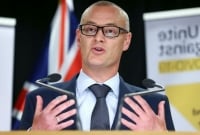 লকডাউনের নিয়ম ভ'ঙ্গ করে সমালোচিত হওয়ায় নিউ জিল্যান্ডের স্বাস্থ্যমন্ত্রীর পদত্যাগ