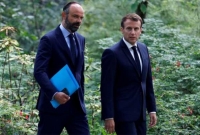 ফ্রান্সে প্রধানমন্ত্রীসহ পুরো মন্ত্রিসভার পদত্যাগ