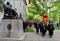 বিদেশি শিক্ষার্থীদের যুক্তরাষ্ট্র ত্যাগ করতে হবে!