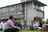 শিক্ষার্থীদের জন্য ৮ কোটি টাকার প্রণোদনা দিল গ্রিন ইউনিভার্সিটি