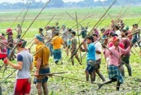 ব্রেকিং- মোবাইল রিচার্জকে কেন্দ্র করে ভ'য়াবহ সংঘ'র্ষ, জানুন বিস্তারিত