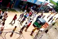  রিকশার সাইড দেওয়া নিয়ে দুপক্ষের ভ'য়াব'হ সংঘ'র্ষ, জানুন বিস্তারিত