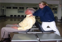 গা এলিয়ে ক্লিনটন, ম্যা'সাজ করছেন লাস্যময়ী; ফাঁ'স হলো ছবি