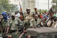 সুষ্ঠু নির্বাচনের মাধ্যমে ক্ষ'মতা হস্তা'ন্তরের প্রতিশ্রুতি দিলেন মালির বিদ্রোহী সেনারা