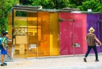 জাপানে স্বচ্ছ গ্লাস দিয়ে পাবলিক টয়লেট নির্মাণের কারণ