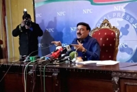 ভারতে 'পরমাণু বো'মা' হা'মলার হু'মকি পাকিস্তানি মন্ত্রীর