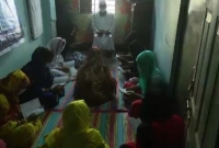 ধর্মীয় বেড়াজাল ভে'ঙে পবিত্র কোরআন শিখছেন তৃতীয় লি'ঙ্গের মানুষেরা