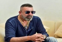 চিকিৎসার জন্য অনেক কষ্টে আমেরিকার ভিসা পেলেন সঞ্জয় দত্ত