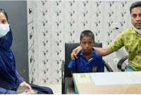 বেশি বেশি শেয়ার দিয়ে শিশুটিকে তাহার পিতা-মাতার নিকট হস্তান্তরে সহায়তা করুন