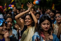 সমকামী সঙ্গীর সঙ্গে লিভ-ইন করতে পারেন মহিলারা : ভারতের হাই কোর্ট