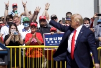 ভোটারদের দুইবার করে ভোট দিতে বললেন ডোনাল্ড ট্রাম্প