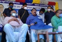 বিজেপিকে কুকুরের সঙ্গে তুলনা করলেন অনুব্রত মণ্ডল