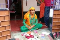 চুরি করা সোনা ও টাকা গৃহস্থের বাড়িতে ফিরিয়ে দিয়ে গেল চোর