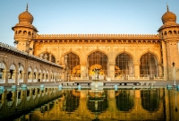 খুলে দেওয়া হলো হায়দারাবাদের দুই ঐতিহাসিক মসজিদ