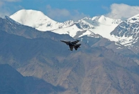 বেজে গেছে যু'দ্ধের দা'মামা! লাদাখ সীমান্তে চ'ক্কর কাটছে যু'দ্ধবিমান