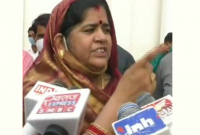  আমি গোবর ও মাটিতে জন্মেছি, করোনা ছুঁতে পারবে না: ভারতীয় মন্ত্রী ইমারতি দেবী