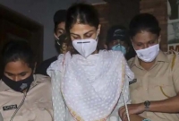 হাজতের ভেতর যেমন কাটলো রিয়ার প্রথম রাত