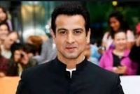 ‘ডাল-রুটি খাওয়ার পয়সাও ছিল না’- জানালেন হাল না ছেড়ে উঠে আসার গল্প