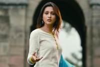 সাংসদ ও অভিনেত্রী মিমি চক্রবর্তীকে ট্যাক্সি চালকের অ'শ্লী'ল অ'ঙ্গভ'ঙ্গি