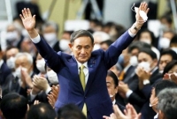 ৩০০০০ বাড়ি ঘুরে ৬ জোড়া জুতো ক্ষয় করা নেতা জাপানের প্রধানমন্ত্রী!