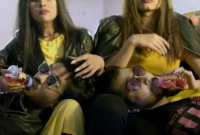 'বাবু খাইছো': কেন এ ধরনের গান বাংলাদেশে তরুণদের আকৃষ্ট করছে