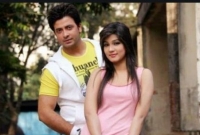 শাকিব খানের জন্য একমাস ভাত খাওয়া ছেড়ে দিয়েছে মাহি!