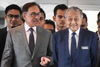 মালয়েশিয়ায় আরেক দফা ক্ষ'মতার পালাব'দল ঘ'টবে!