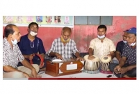 কুষ্টিয়ার এক ট্রাকচালকের বি'স্ময়কর প্রতিভা, মান্না দে’র মতো গাইতে পারেন সব গান