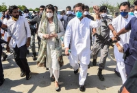 আ'টকের কয়েক ঘণ্টা পর রাহুল ও প্রিয়াঙ্কাকে ছেড়ে দিলো পুলিশ