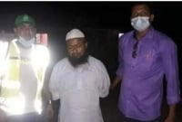 ফজরের নামাজ পড়তে উঠে শিক্ষার্থীকে ধ'র্ষণ করলেন মাদরাসা সুপার