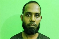 নিজের ৪ বছরের শিশু কন্যাকে ধর্ষণের অভিযোগে বাবা গ্রেফতার