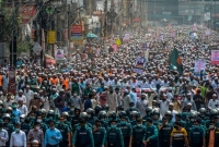 ফরাসি প্রেসিডেন্টের বিরুদ্ধে বিশ্বজুড়ে মুসলিম দেশগুলোতে তীব্র ক্ষোভ