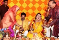 বিয়ের পিঁড়িতে রাজশাহী সিটি মেয়রের কন্যা ডা. অর্ণা জামান