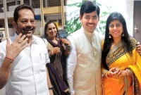 বিজেপির দুই মুসলিম নেতার স্ত্রীরা হিন্দু, এটা লাভ জিহাদ নয় : প্রশ্ন দিগ্বিজয়ের