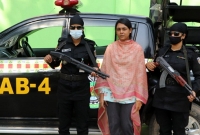  ফেসবুকে ধর্মীয় উস্কানিমূলক কুৎসা রটানোর দায়ে মিরপুরে তরুণী আটক