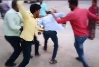 প্রেমের টানে ছুটে গিয়ে প্রেমিকার আত্মীয়দের বেধড়ক মারে হাসপাতালে প্রেমিক!