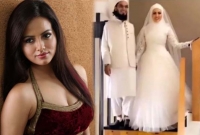 ধর্মের টানে অভিনয় জগৎ ছেড়ে মাওলানা মুফতি অনিসকে বিয়ে করলেন সানা খান